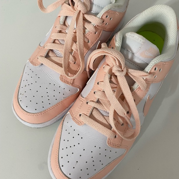 dunk lows pale coral - Picture 3 of 9